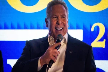 Stephen Cloobeck Net Worth